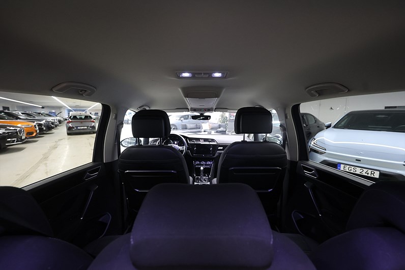 Volkswagen Touran 1.8 TSI 180hk *Hjulkampanj!* R-Line Drag