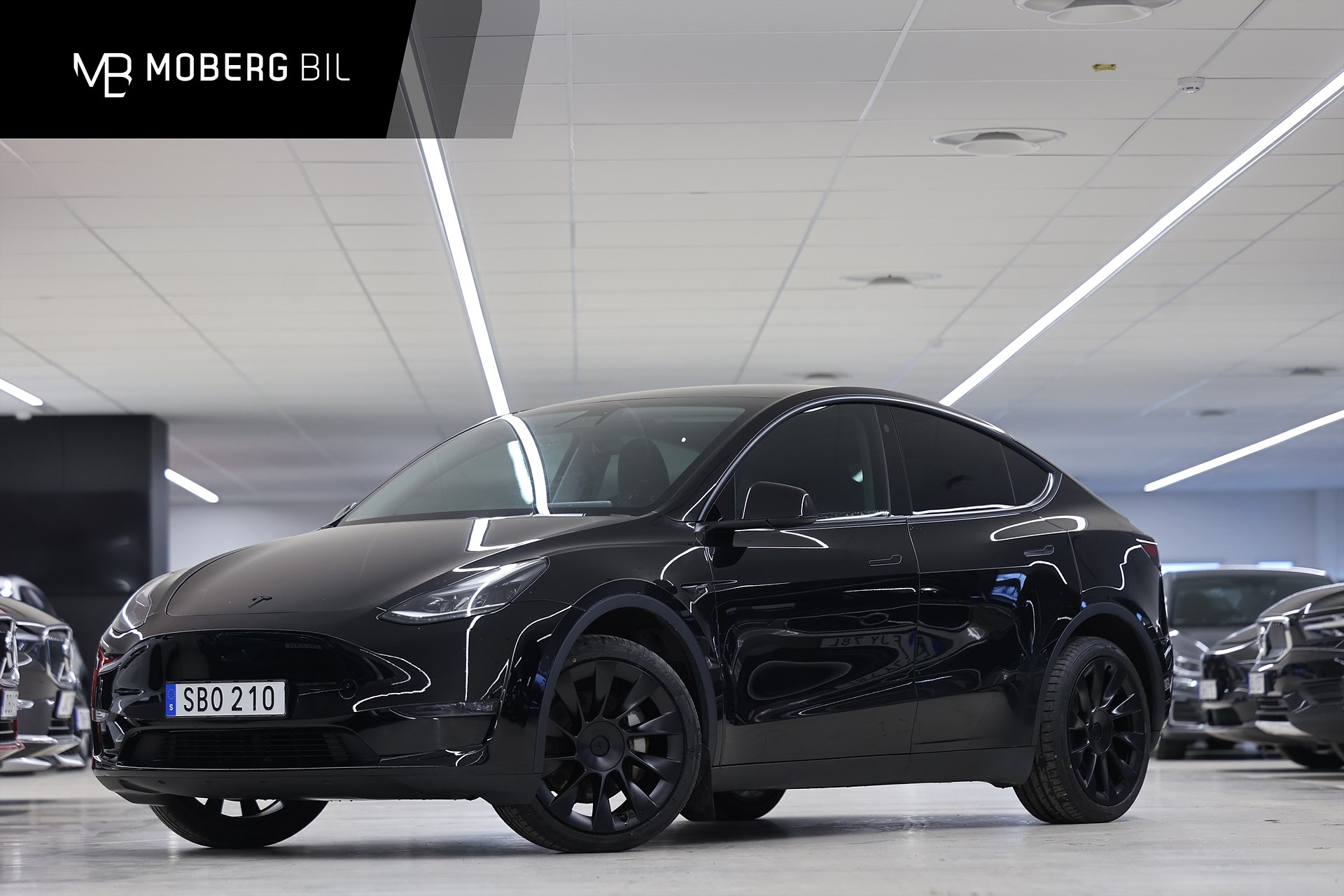 Tesla Model Y Long Range AWD 514hk AP Pano MOMS