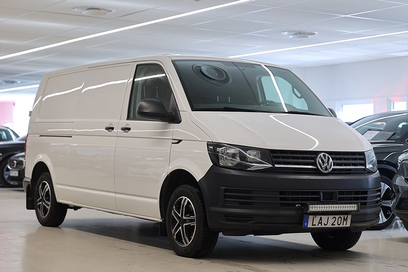 Volkswagen Transporter T28 2.0 TDI 150hk V-Inrett 3-Sits Drag MOMS