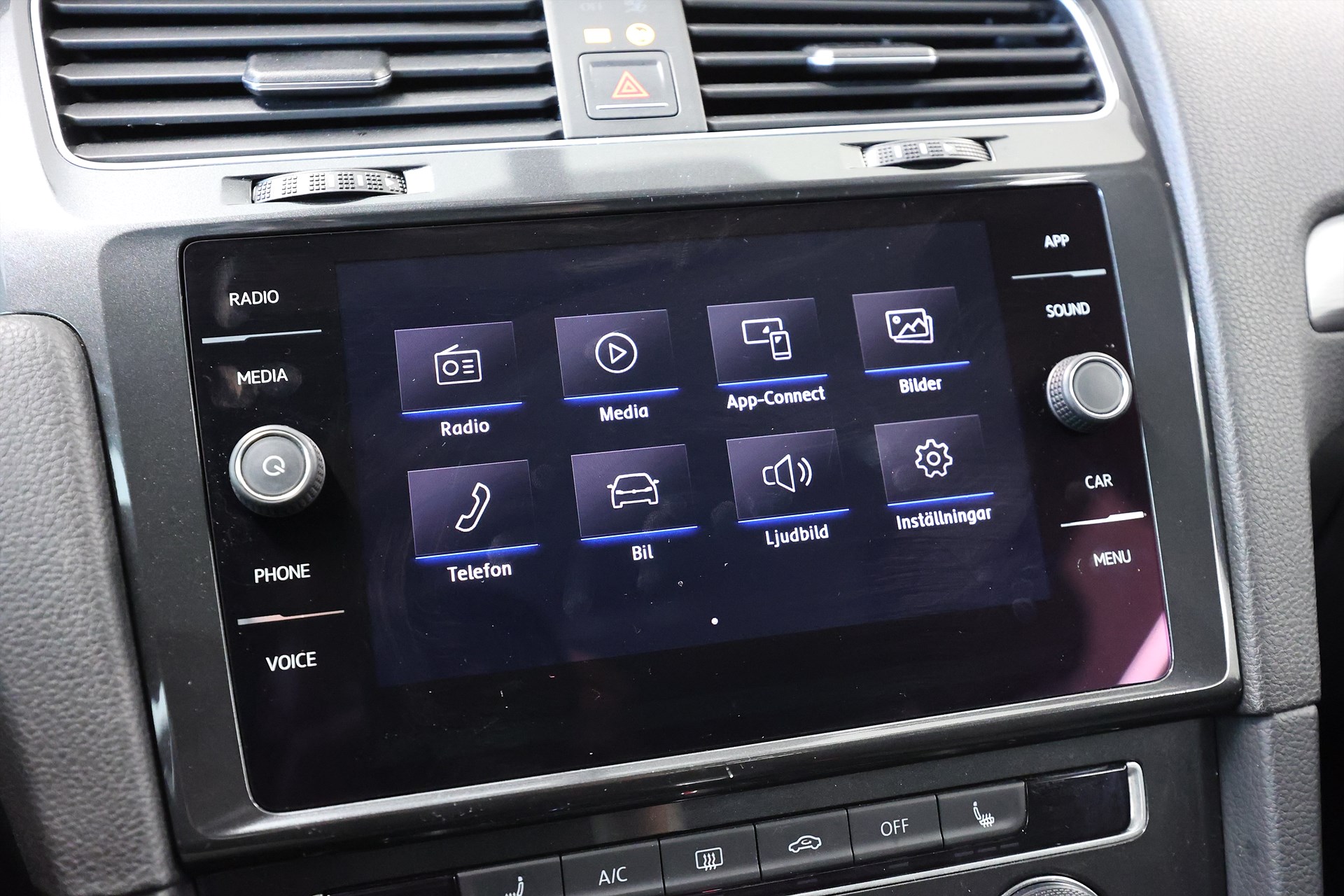 Volkswagen Golf 5-dörrar 1.0 TSI 110hk R-Line Base CarPlay