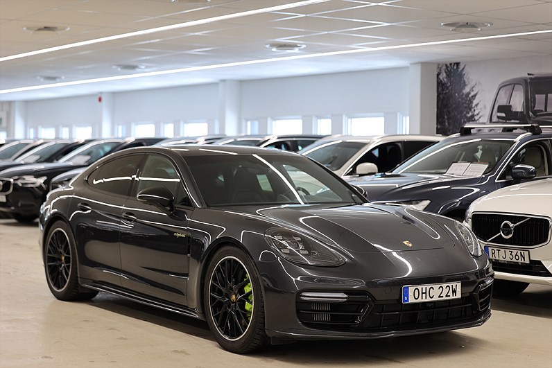 Porsche Panamera 4 E-Hybrid PDK 462hk SportDesign Pano Bose