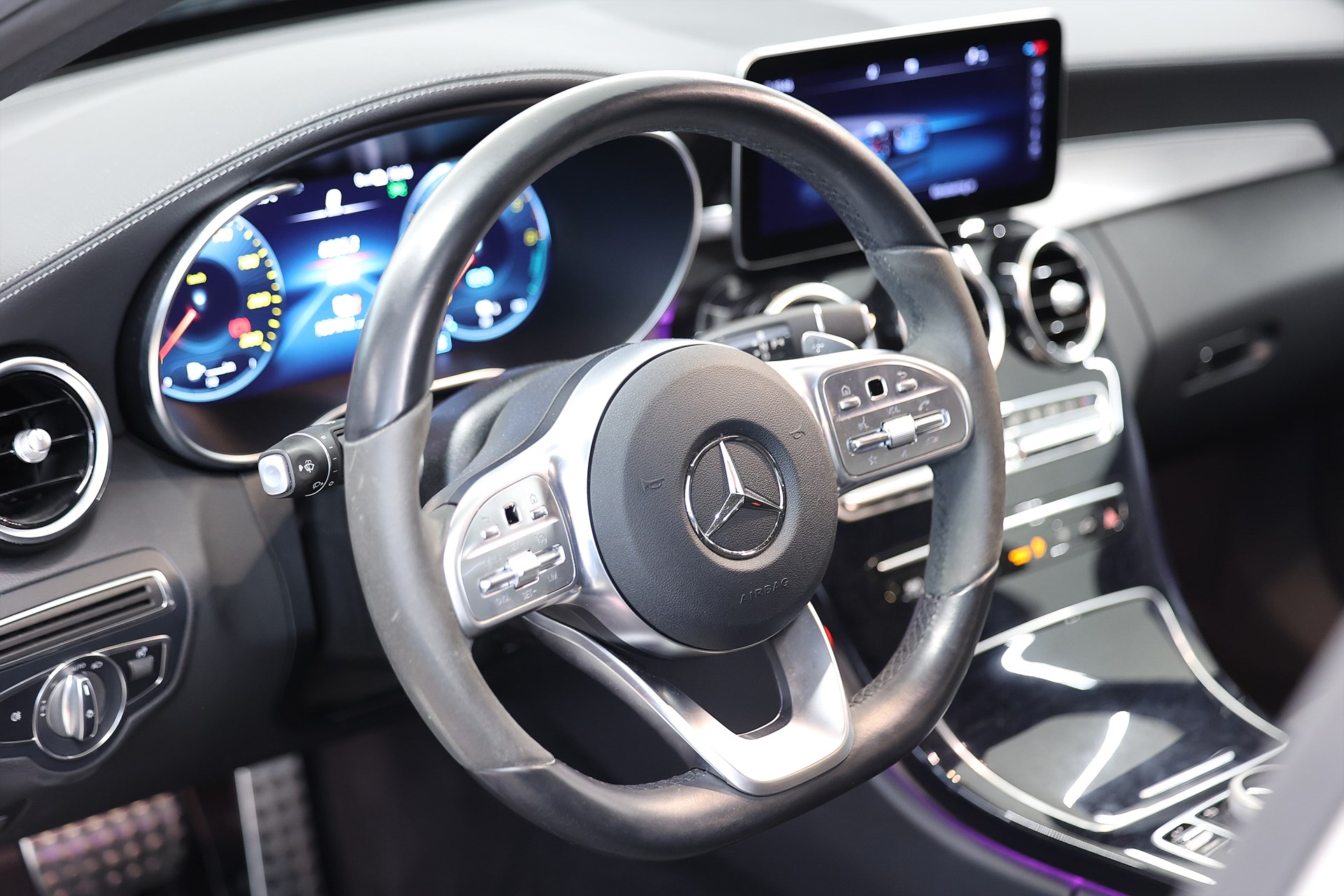 Mercedes-Benz C 300 de AMG Line Night edt B-kamera Drag