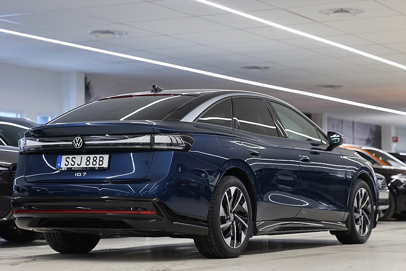 Volkswagen ID.7 Pro 286hk HUD 360 Massage Navi