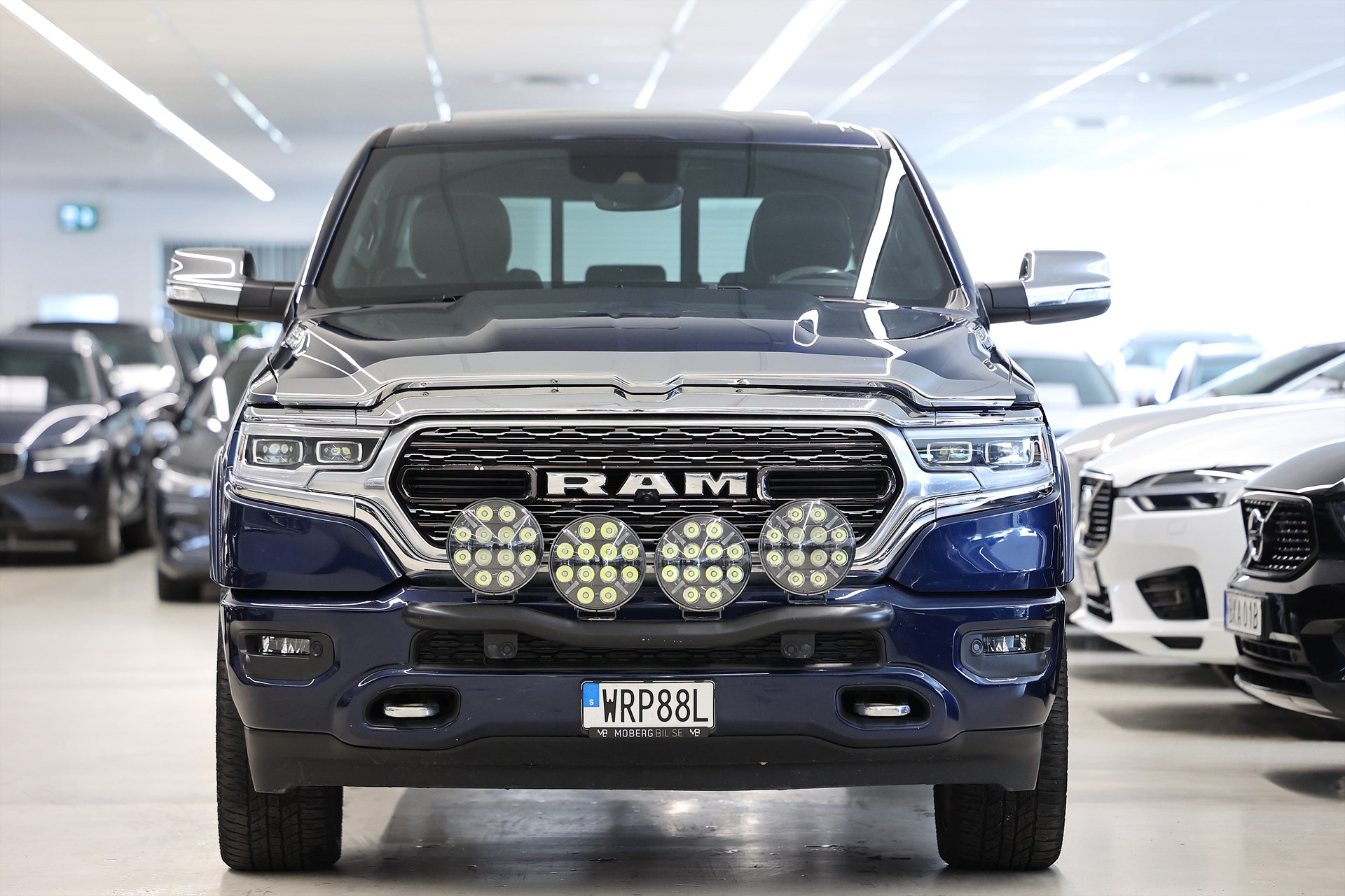 Dodge Ram 5.7 V8 Limited Webasto Rambox Bakflip MOMS