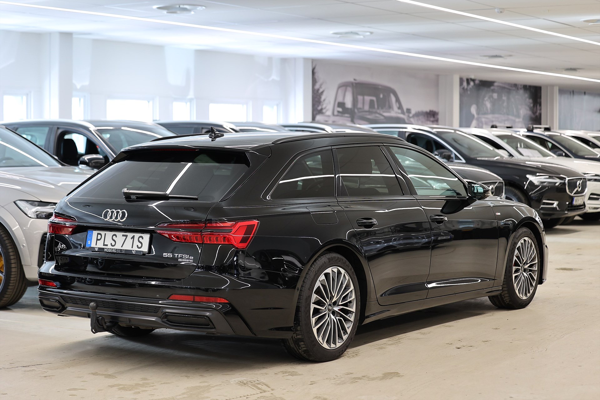 Audi A6 Avant 55 TFSI e Q S Line Svart Optik Drag Cockpit MOMS