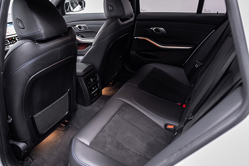 Bmw 330 2021 - miniatyr 23