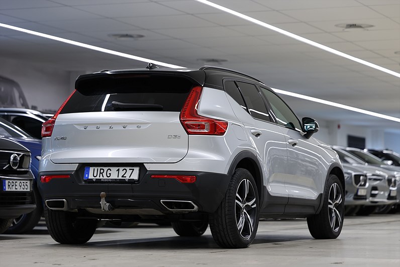Volvo XC40 D3 150hk R-Design Värmare B-kamera Drag Navi