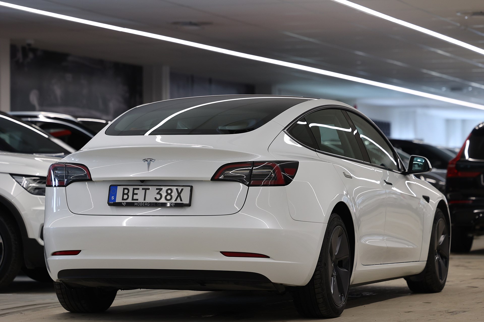 Tesla Model 3 Standard Range 283hk Pano Navi Läder