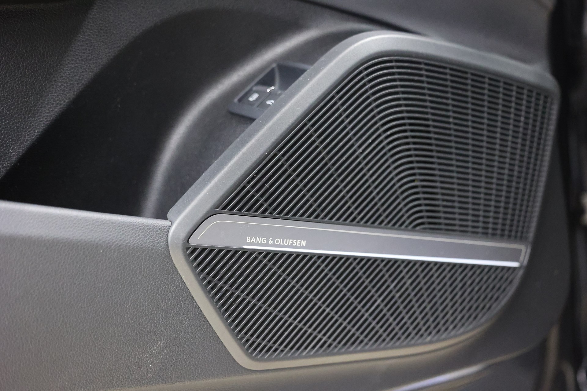 Audi Q5 Sportback 55 TFSI E 367hk S Line B&O B-Kamera Drag