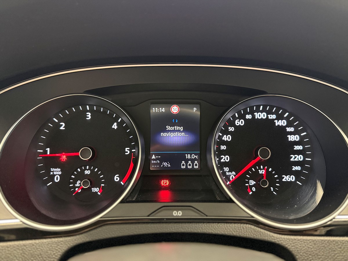 Volkswagen Passat – bild 13