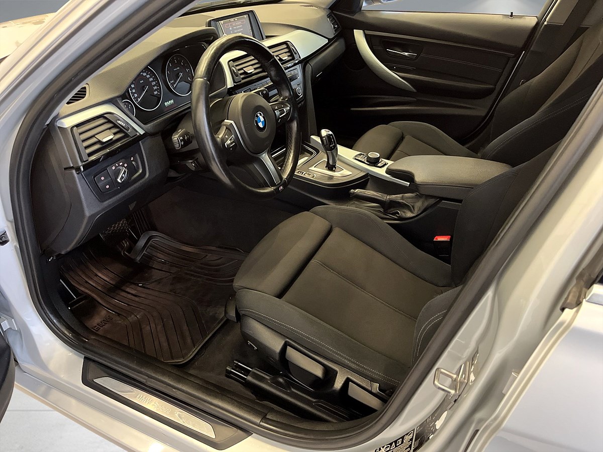 BMW 320d xDrive Touring Steptronic, 184hk, 2014