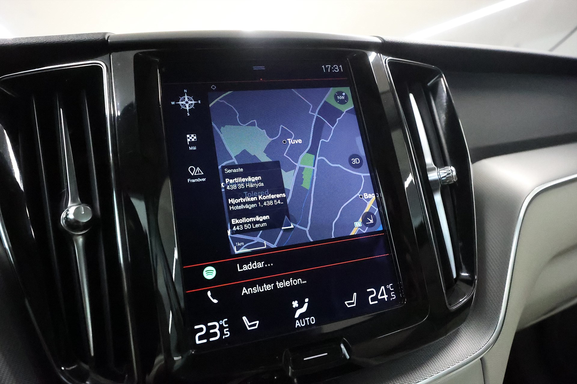 Volvo XC60 D4 AWD 190hk Inscription 360 Drag Värmare Navi