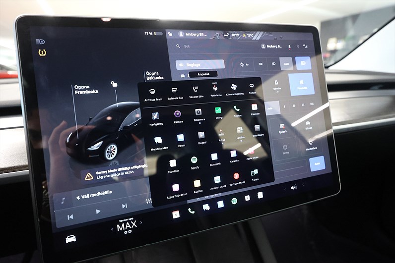 Tesla Model 3 Performance 513hk Pano AWD Navi PDC
