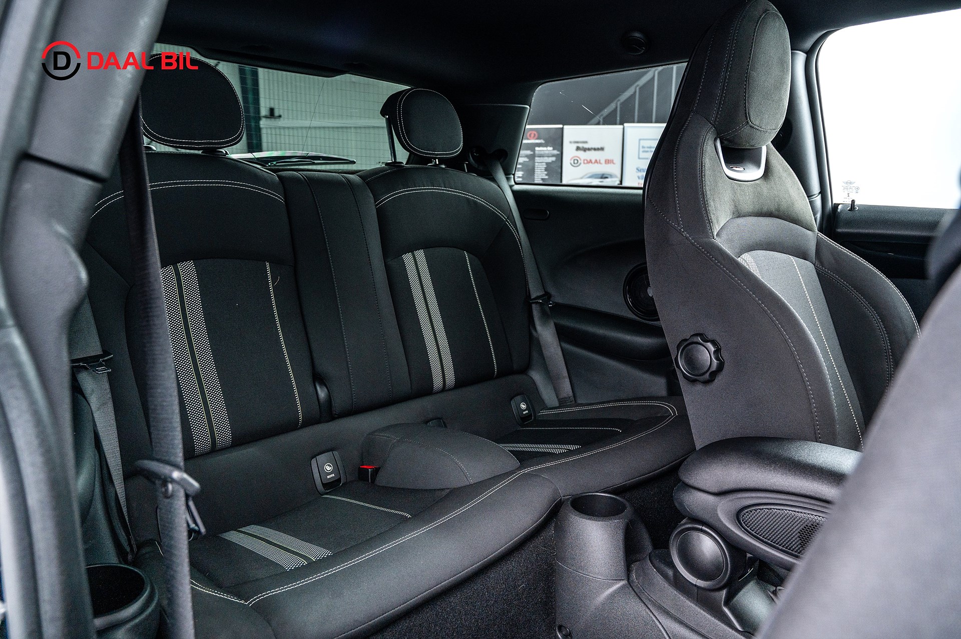 MINI John Cooper Works Manual, 231hp, 2016