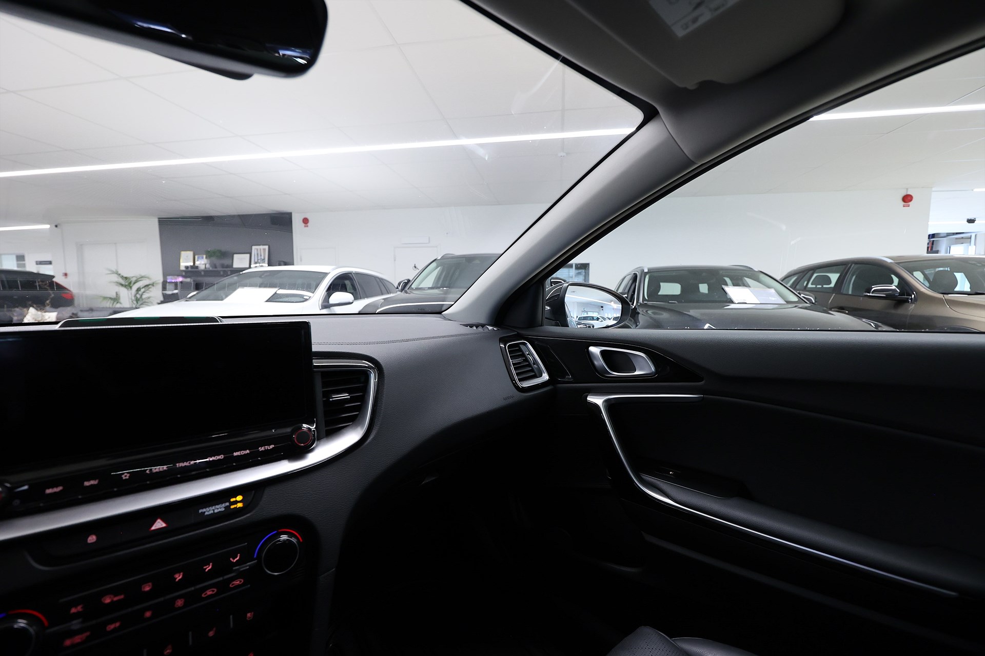 Kia Ceed SW PHEV 141hk Advance Plus Pano B-kamera Drag