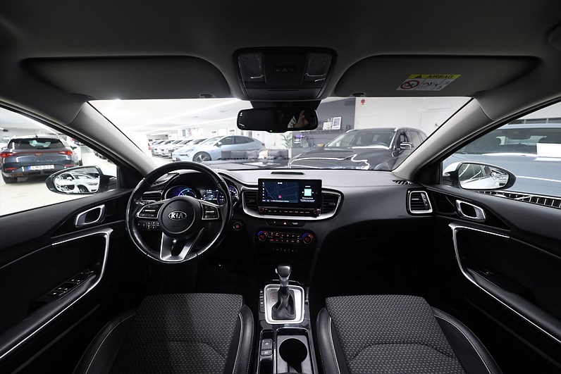 Kia Ceed 1.6 Plug-in SW *Hjulkampanj!* Advance Plus Drag MOMS