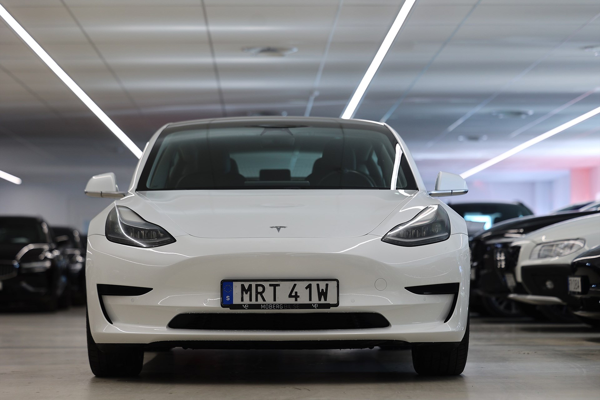 Tesla Model 3 Standard Range Plus 325hk AP Pano Läder Navi