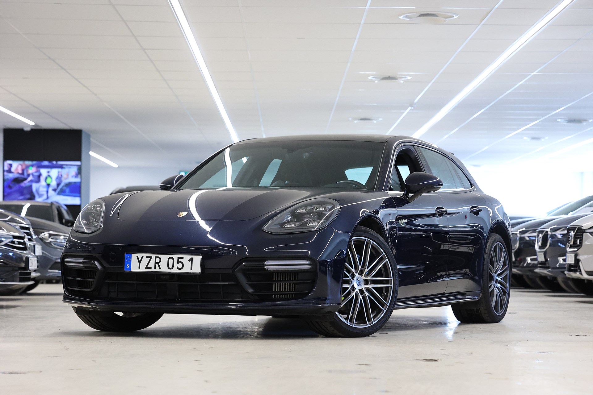 Porsche Panamera 4 E-Hybrid Sport Turismo SportDesign Pkt Pano 360-Kam