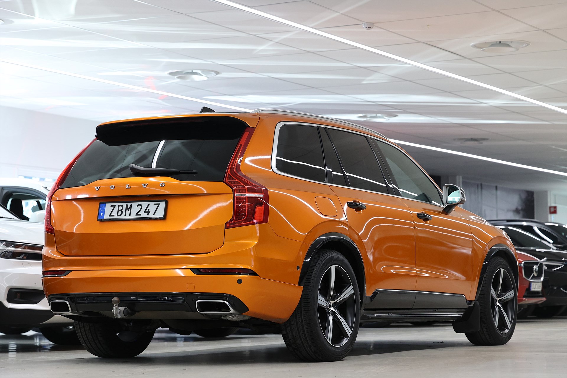 Volvo XC90 D5 AWD 235hk *Hjulkampanj!* R-Design Luft 7-Sits Drag