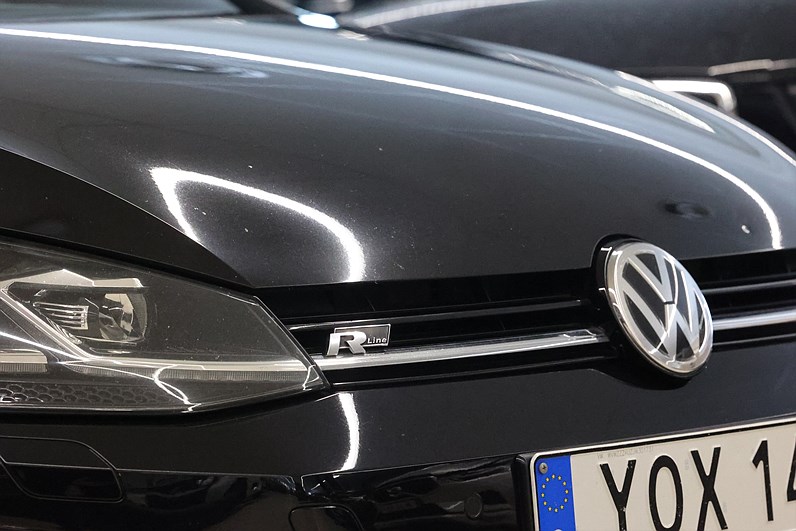 Volkswagen Golf 1.4 TSI 150hk R-Line Dynaudio Pano Värmare