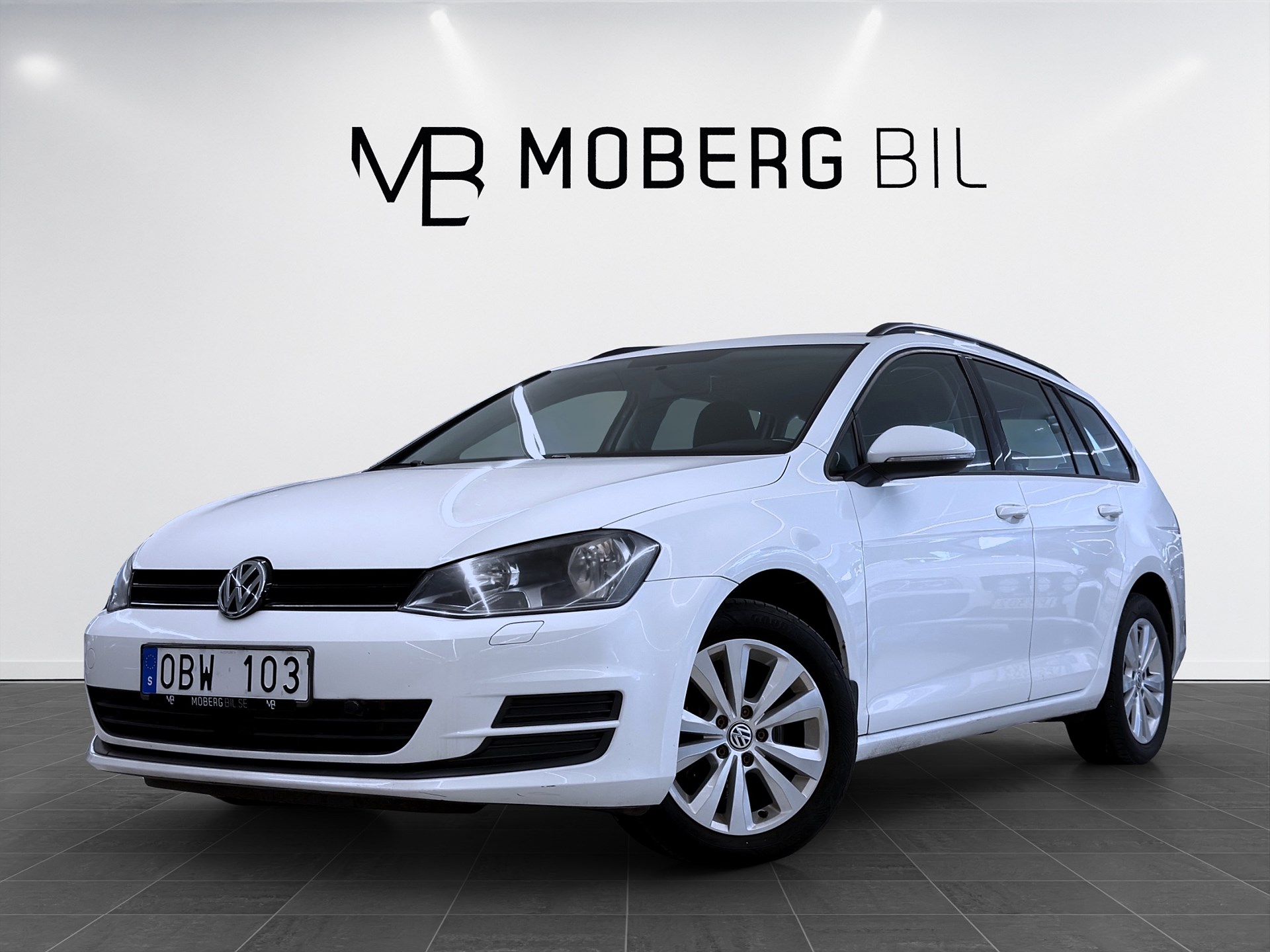 Volkswagen Golf 1.6 TDI 105hk Helg på Moberg!  Style M&K-Värm Drag