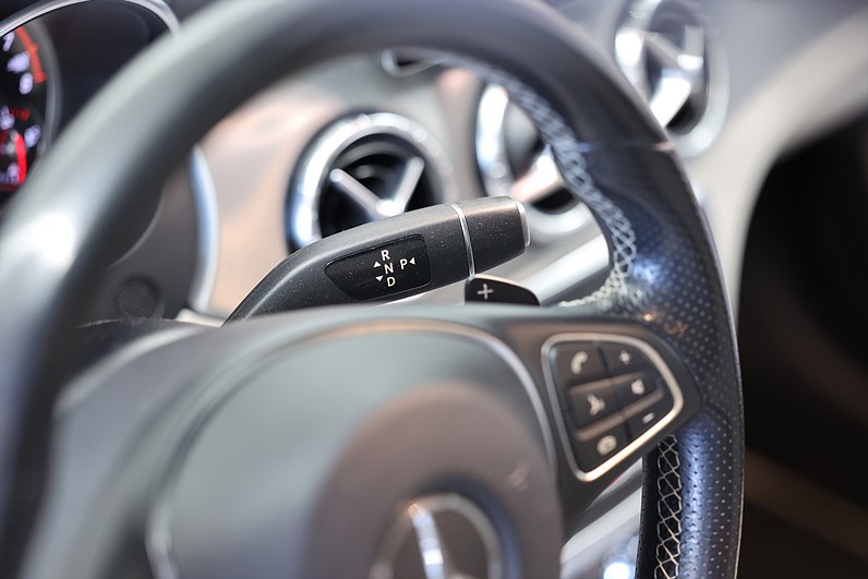 Mercedes-Benz CLA 250 4MATIC 211hk B-kamera H/K Pano Keyless