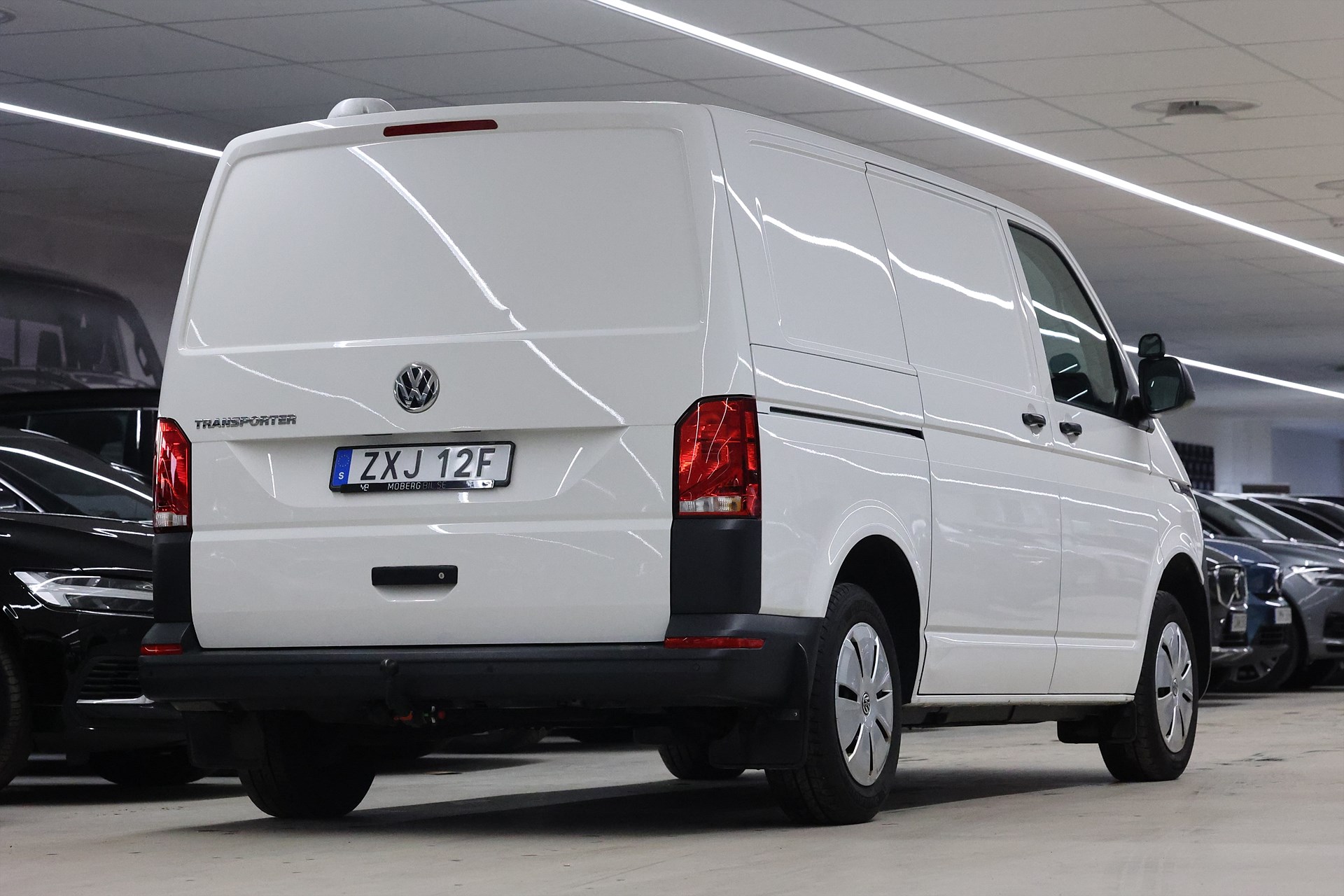 Volkswagen Transporter T30 2.0 TDI 110hk V-Inrett 3-SIts Drag CarPlay PDC