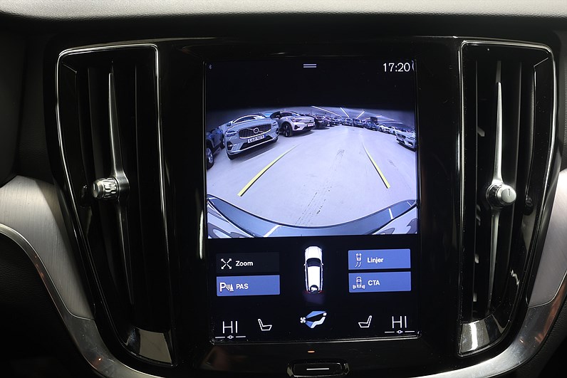 Volvo V60 B4 197hk Momentum Värmare Navi B-kamera