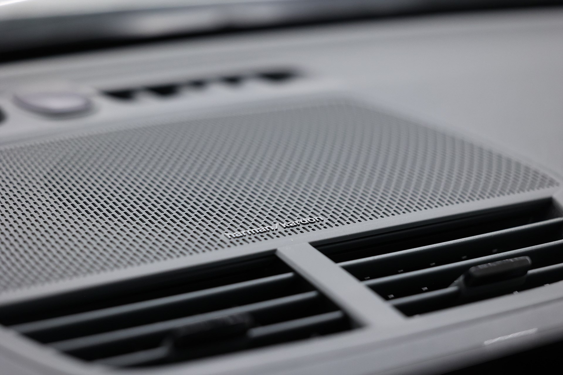 Polestar 2 Long Range Dual Motor 408hk *Hjulkampanj!* Plus H/K Värmare Pano MOMS