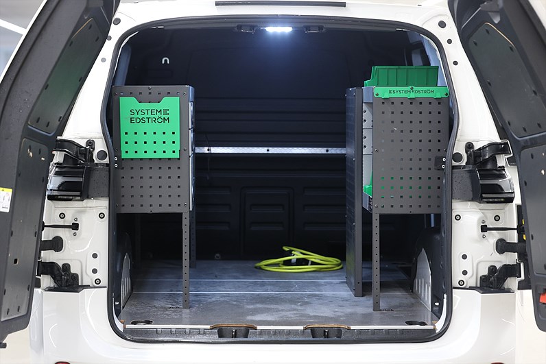 Volkswagen ID Buzz Cargo *Hjulkampanj!* V-inrett Värmare MOMS