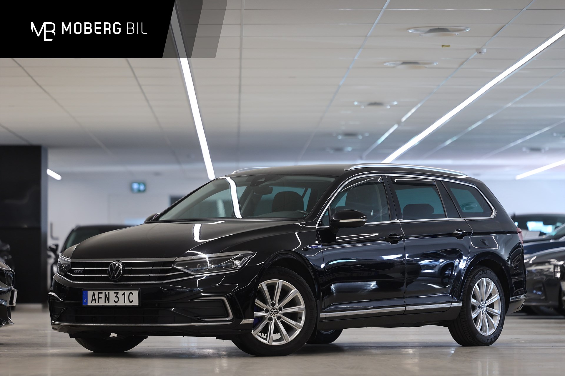 Volkswagen Passat SC GTE 218hk Executive Alcantara Drag B-Kamera