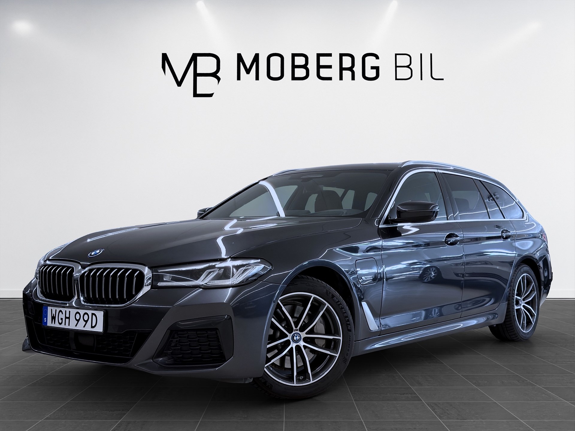 xDrive Touring 292hk Helg på Moberg! M Sport HUD 360 MOMS Navi Drag