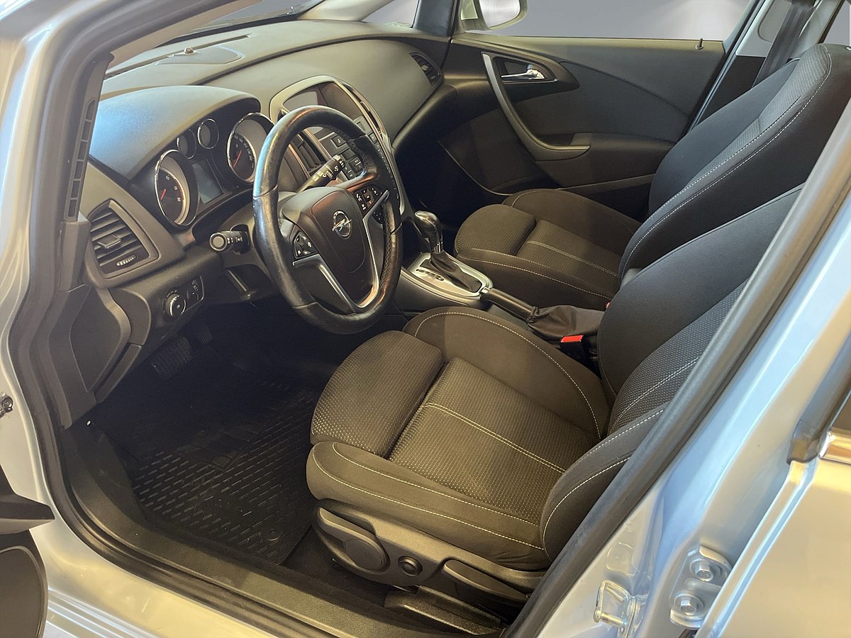 Opel Astra Sports Tourer 1.4 Turbo Automatisk, 140hk, 2016