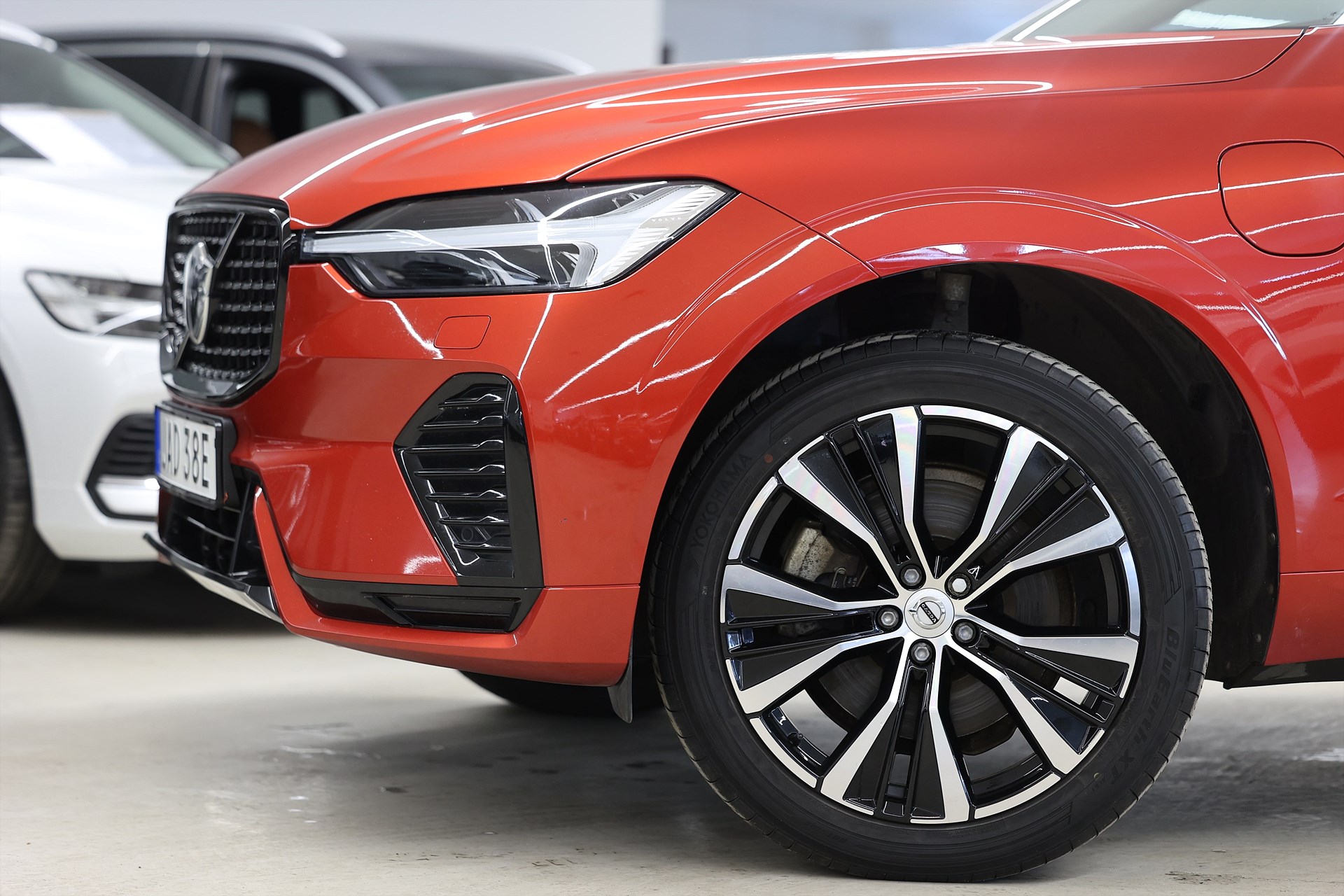 Volvo XC60 Recharge T6 AWD 350hk *Kampanj!* Plus Dark Pano Keyless Läder