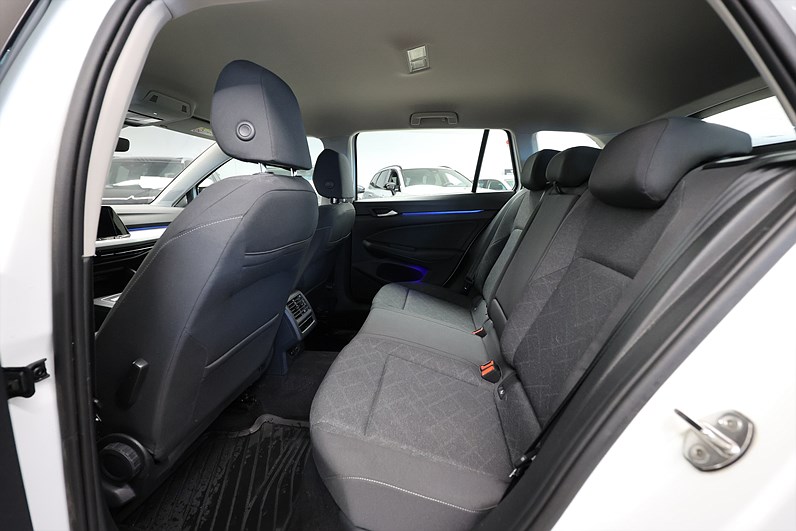 Volkswagen Golf Sportscombi 2.0 TDI 116hk Cockpit Värmare  MOMS
