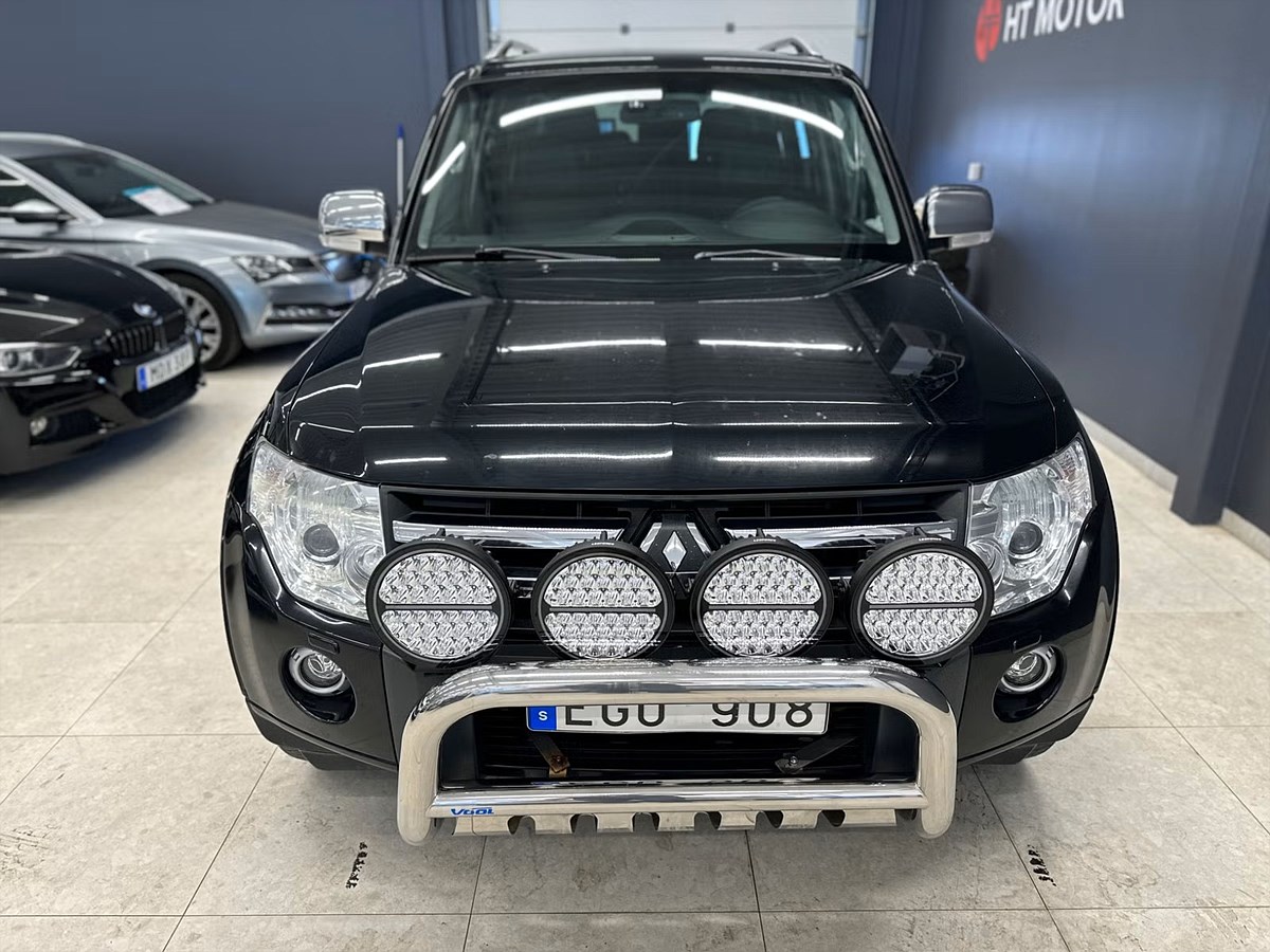 Mitsubishi Pajero – bild 2