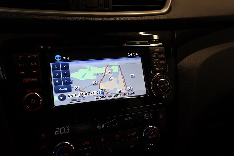 Nissan Qashaqi 1.6 DCI 130hk B-Kamera Bluetooth Navi Farthållare