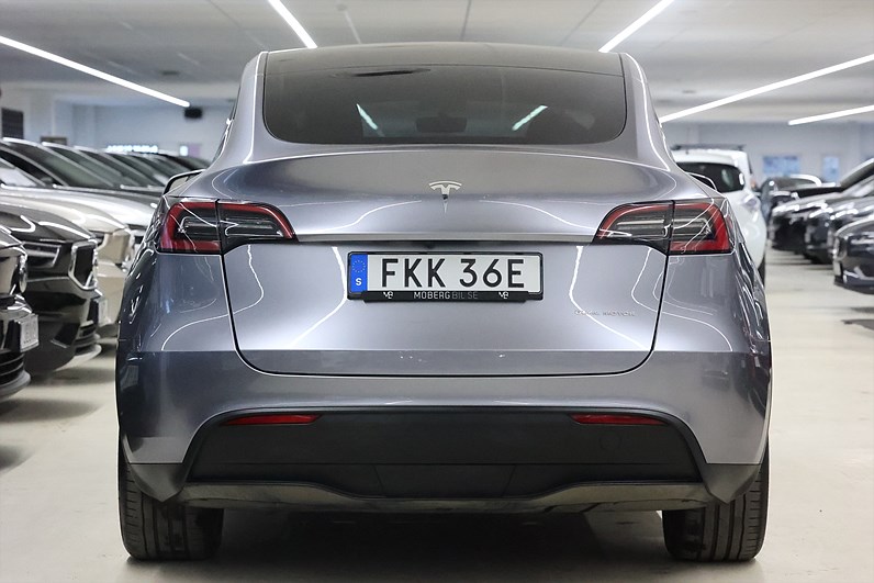 Tesla Model Y Long Range AWD 514hk Pano Navi Läder