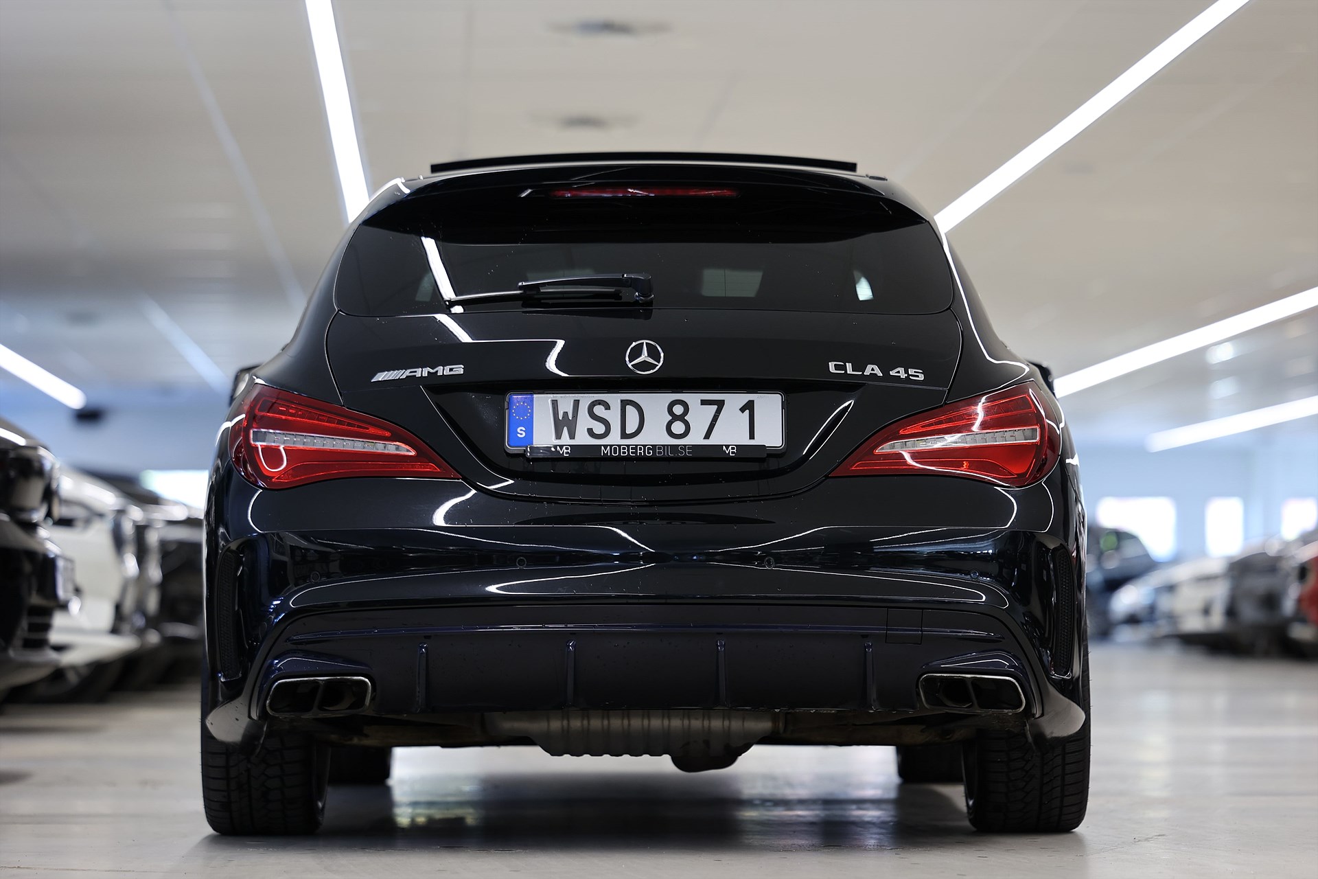 Mercedes-Benz AMG CLA 45 4M 381hk Pano H/K Skalstolar
