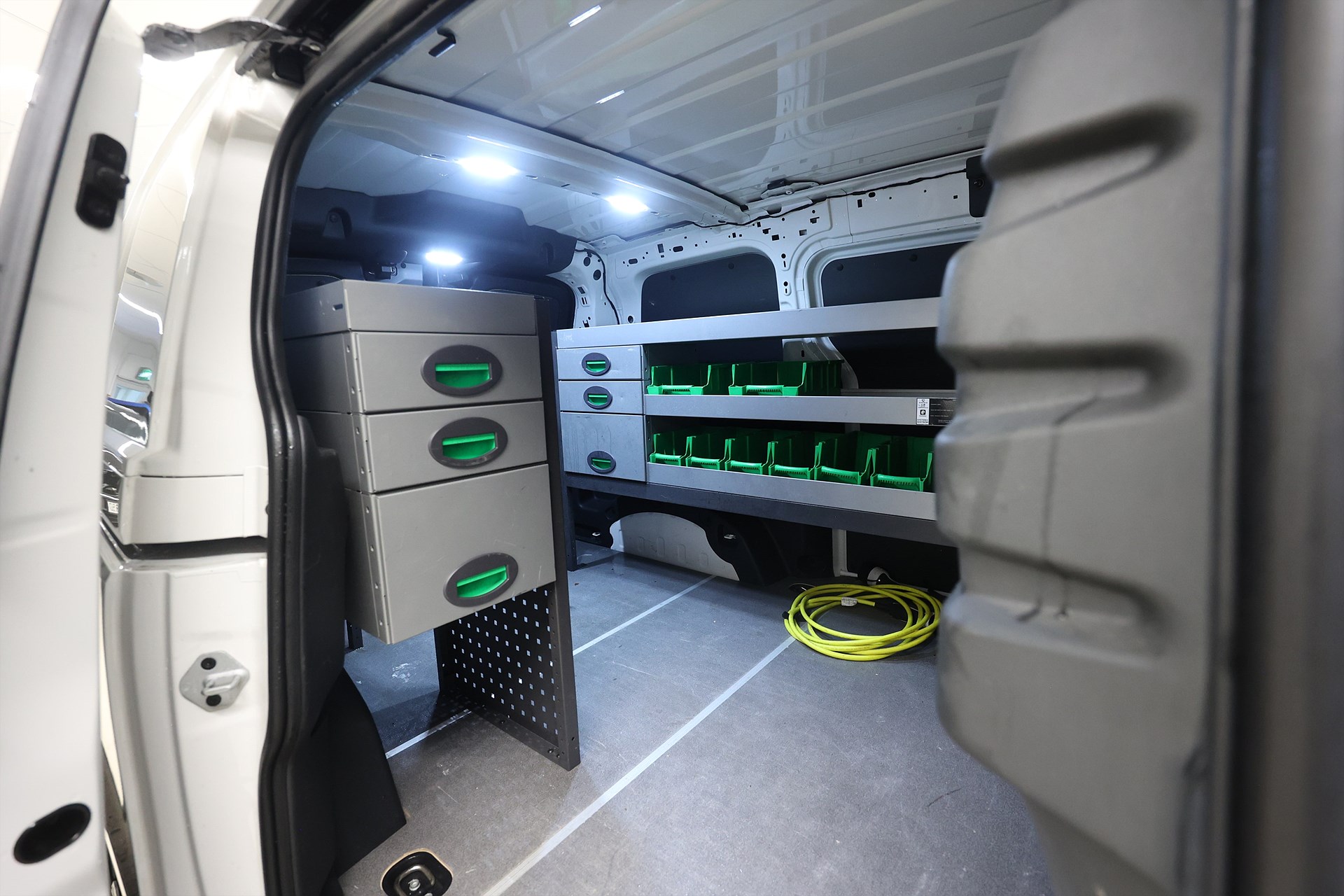 Volkswagen ID Buzz Cargo *Inbyteskampanj!* V-inrett Värmare MOMS