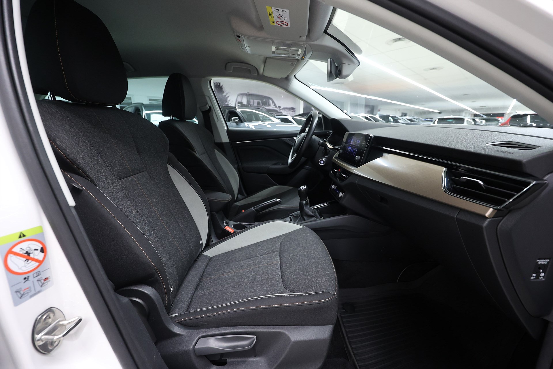 Skoda Scala 1.0 TSI 115hk *Hjulkampanj!* B-kamera PDC Farth MOMS