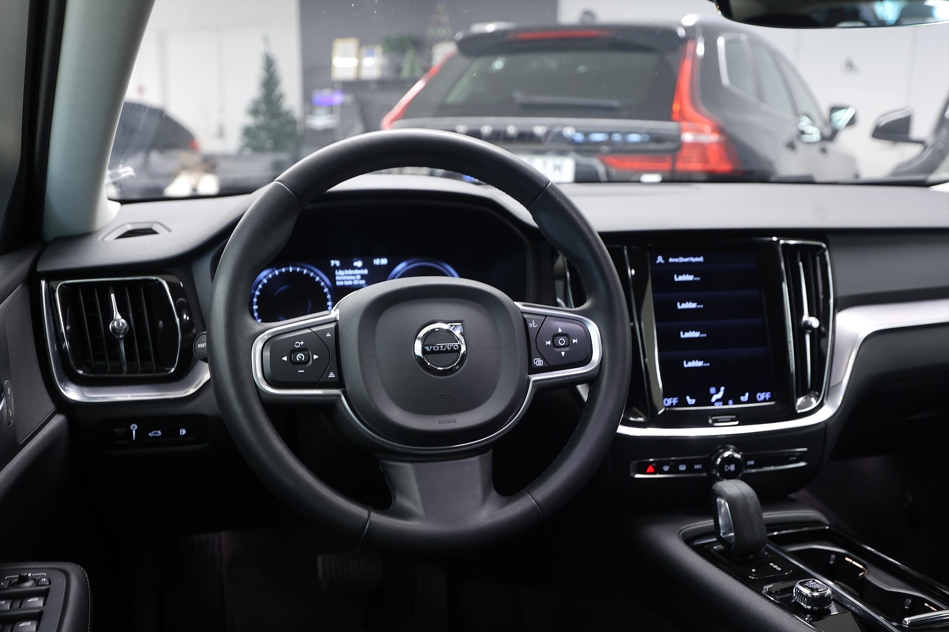 Volvo V60 Recharge T6 AWD 340hk Inskription Exp Navi B-kamera