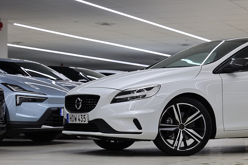 Volvo V40 D2 120hk R-Design PDC LED Farth Bluetooth