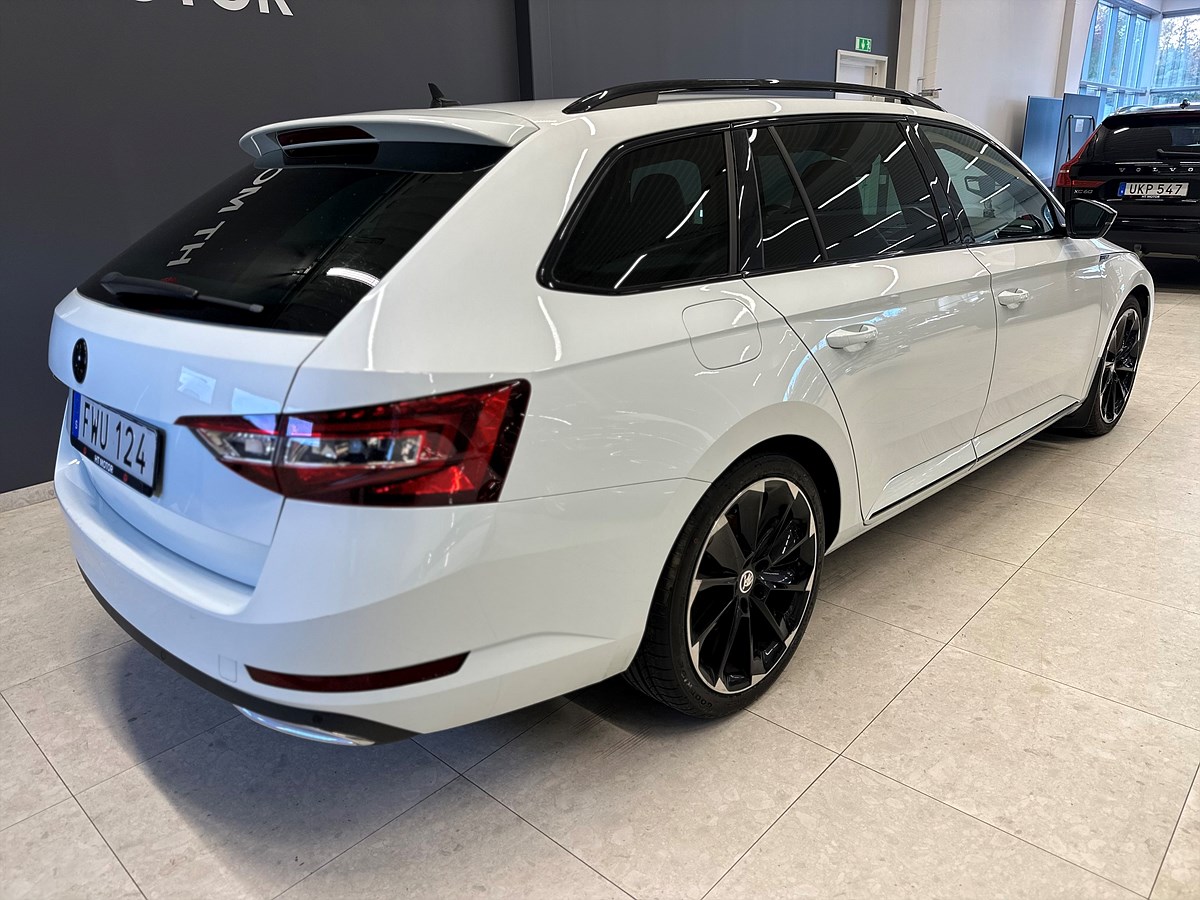 Škoda Superb – bild 9