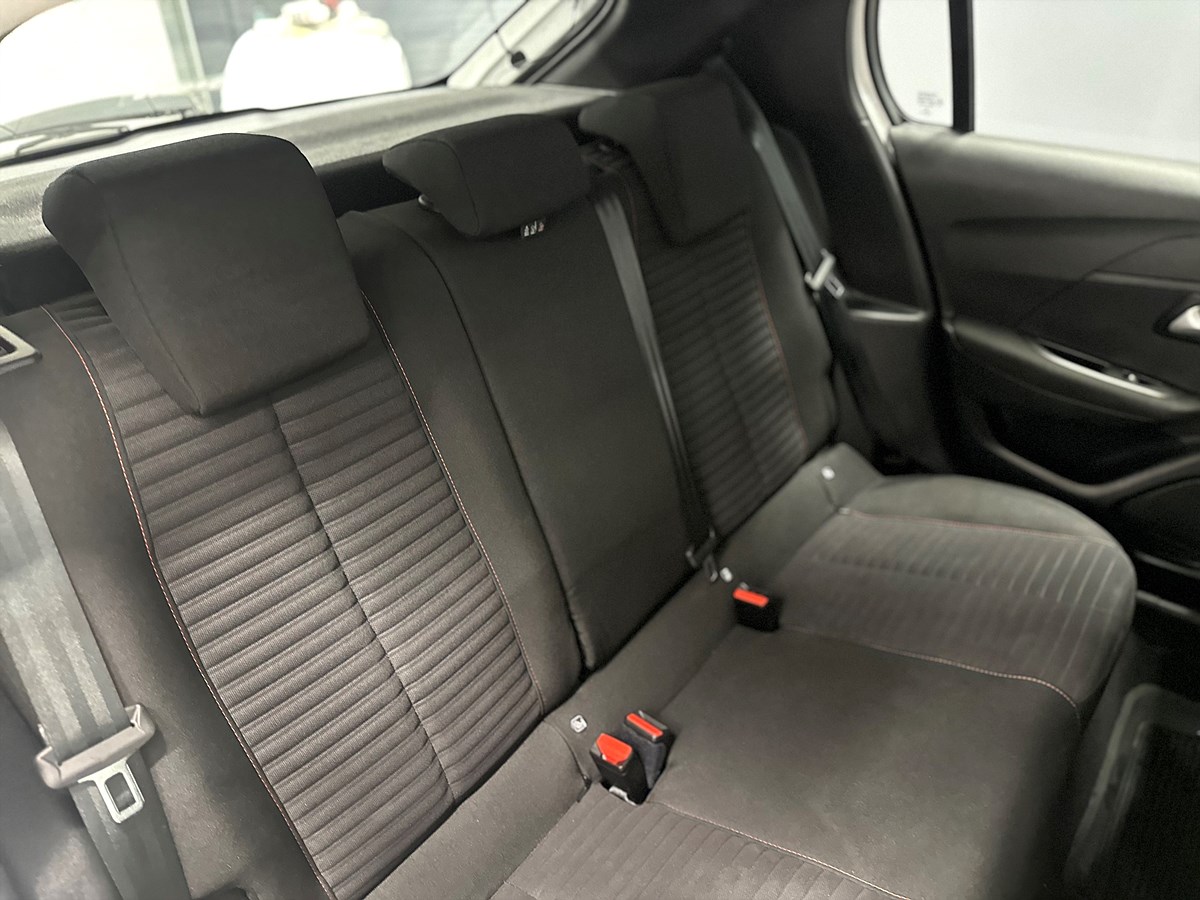 Peugeot 208 – bild 19