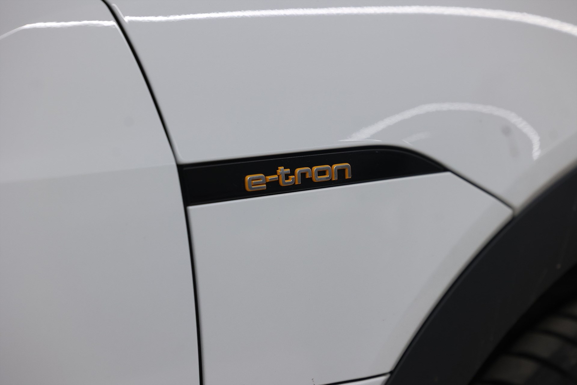 Audi e-tron 50 quattro 313hk *Kampanj!* Climatronic Alcantara Keyless Navi
