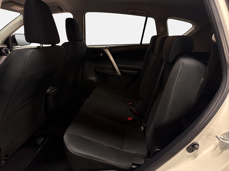 Toyota RAV4 2.0 AWD Navi Keyless Drag Kamera 2015, vit – bild 17 av 24, begagnad hos Niber i Järfälla