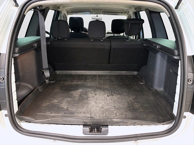 Dacia Duster 1.5 dCi 4x4 109hk Helg på Moberg! Drag 2354 kr årsskatt