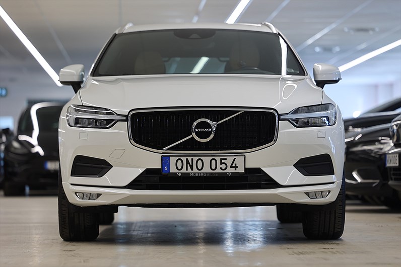 Volvo XC60 T5 250hk Momentum Keyless Läder Navi Värmare B-Kamera