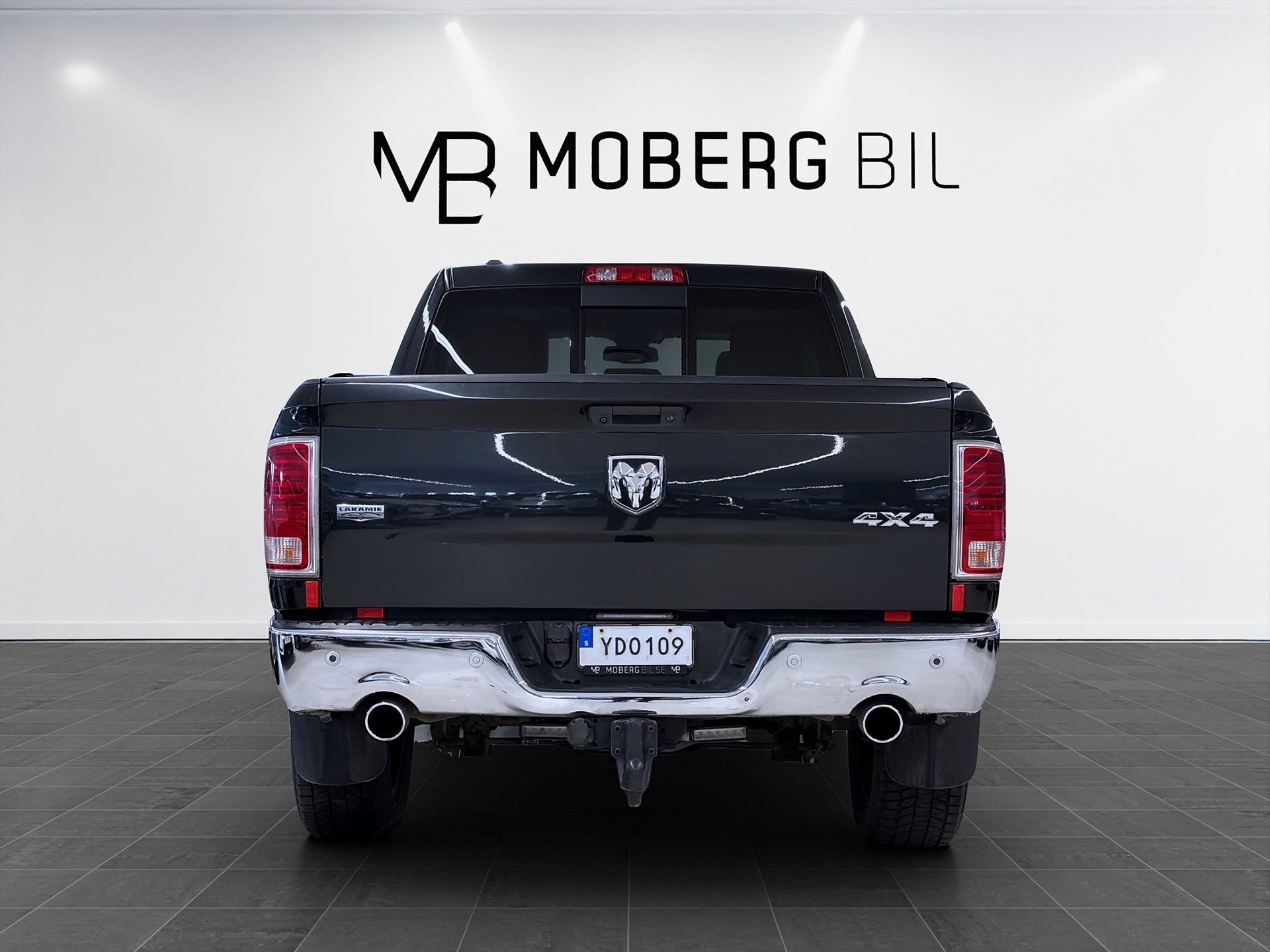 3.0 V6 EcoDiesel 4x4 Laramie Flaklock Drag Luftfjädring